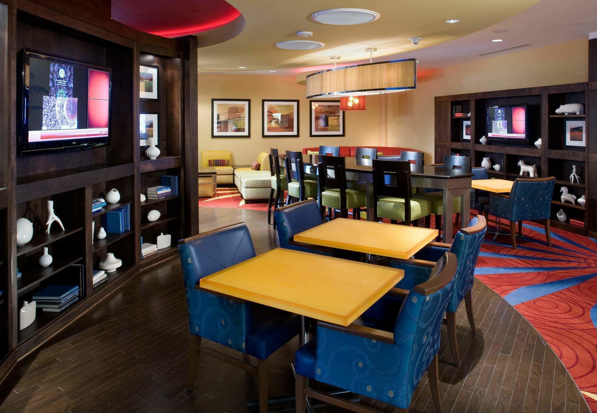 Delta Hotels By Marriott Chesapeake Norfolk Buitenkant foto